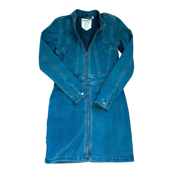 Triple Five NYC - Picture 1 of 5